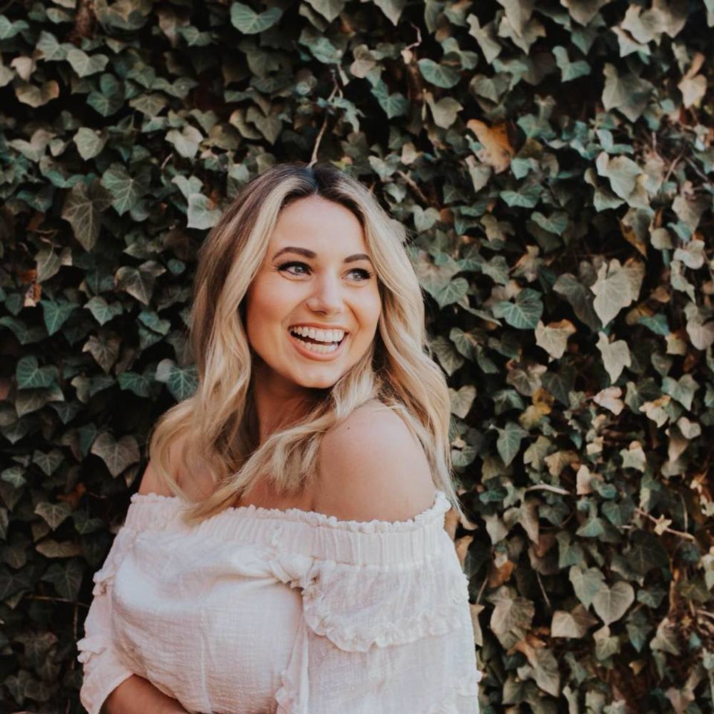 Meet your Posher, Reagan